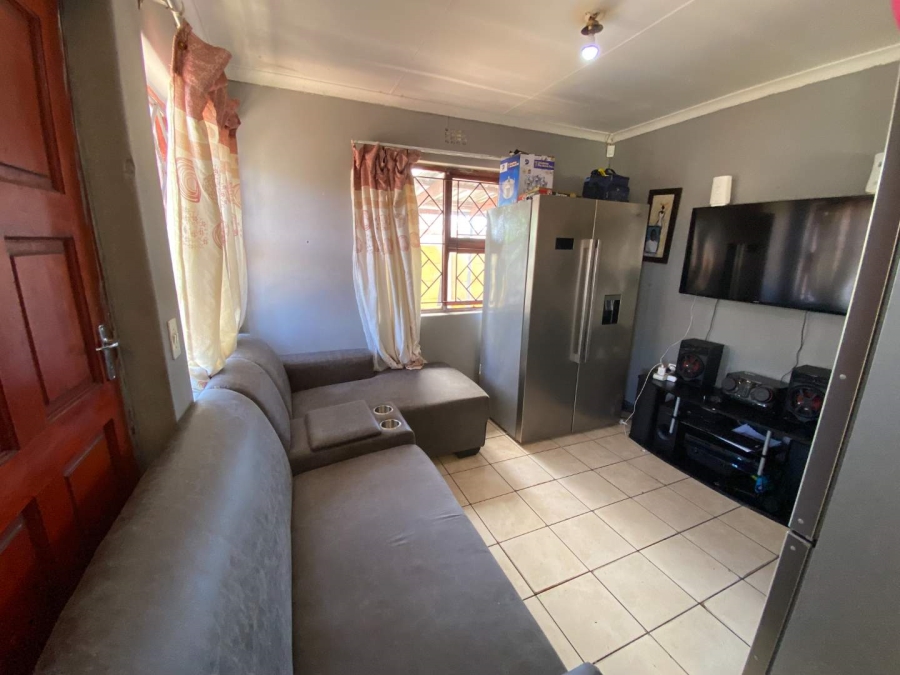 2 Bedroom Property for Sale in Kuils River South Western Cape